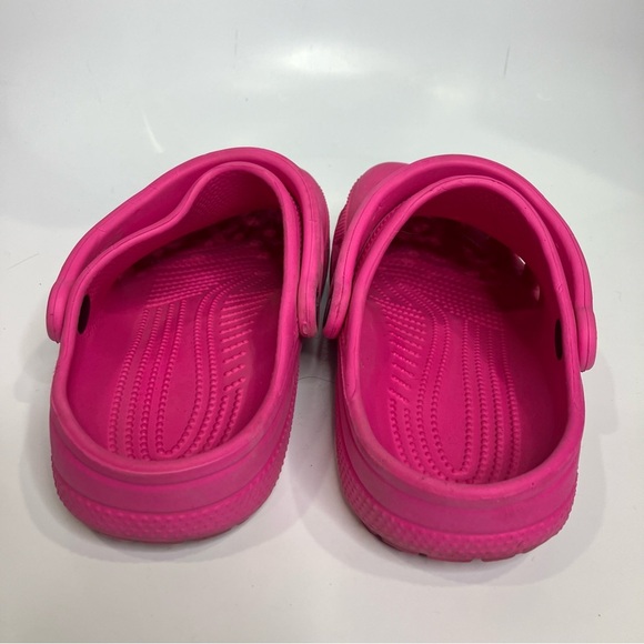 Crocs hot pink original clogs unisex sizing women’s size 8 casual bright summer - Picture 4 of 7
